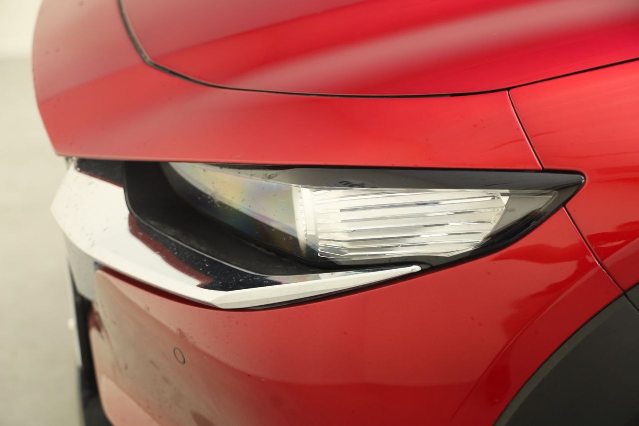 Foto Mazda CX-30 21