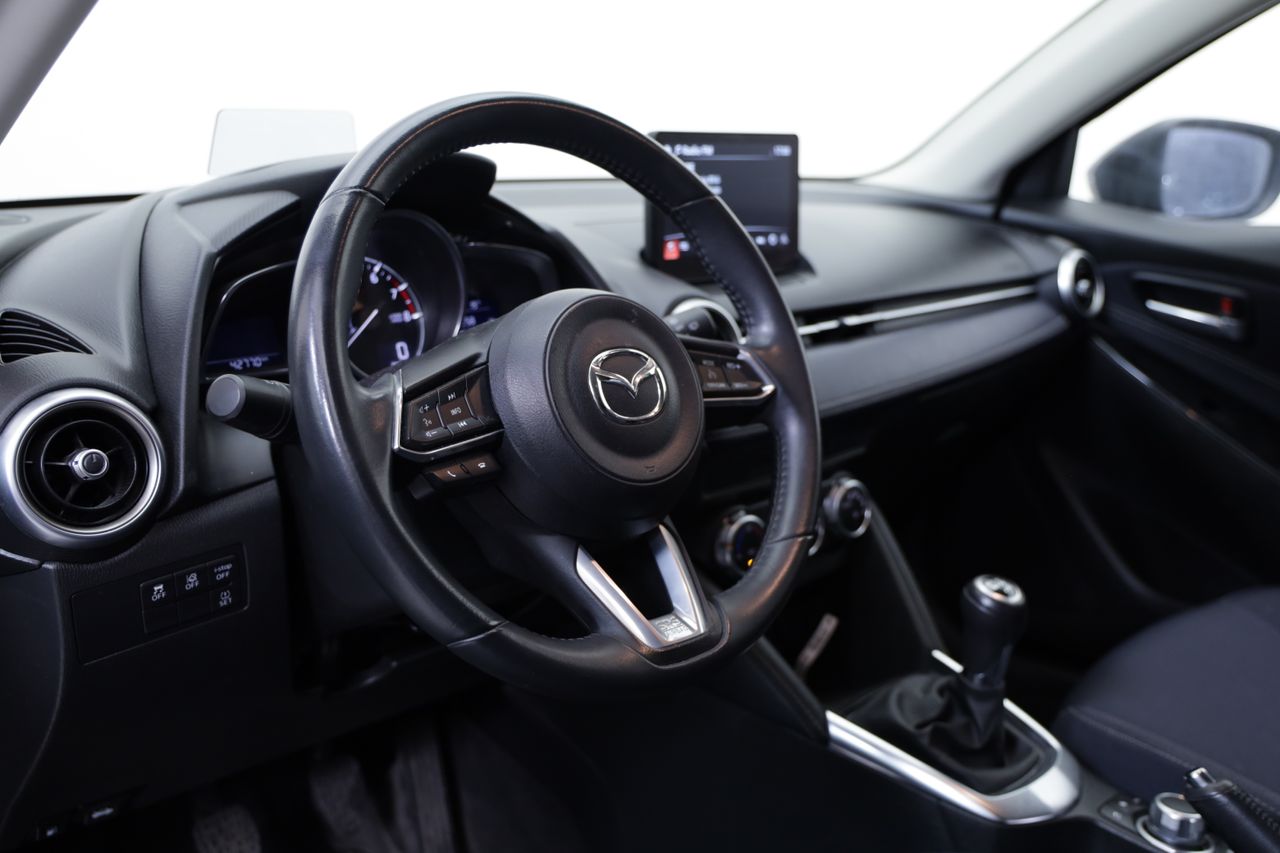 Foto Mazda Mazda2 7