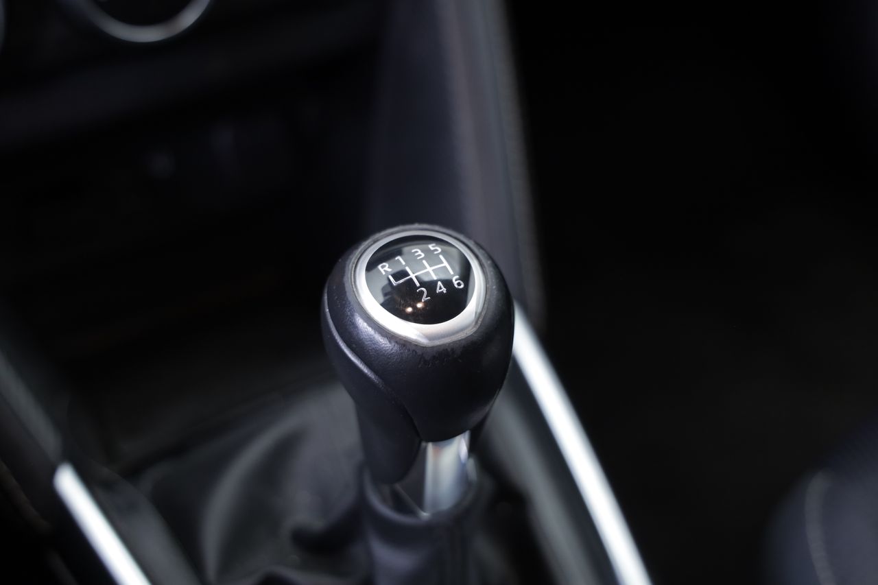 Foto Mazda Mazda2 19