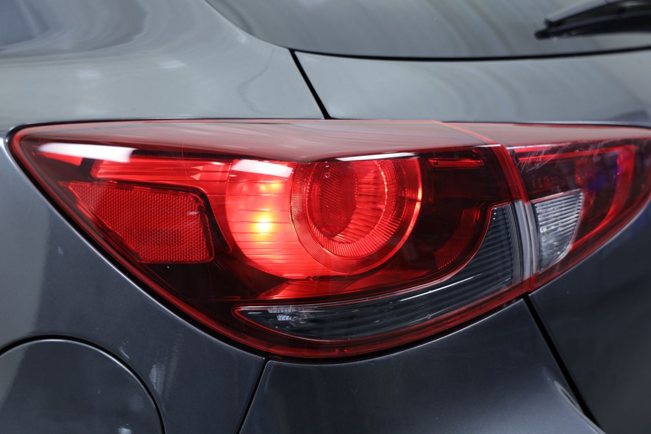 Foto Mazda Mazda2 23