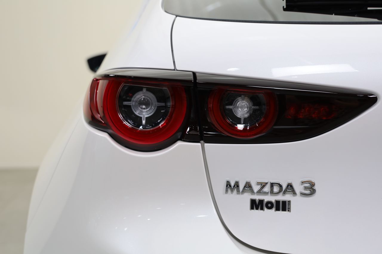 Foto Mazda Mazda3 22