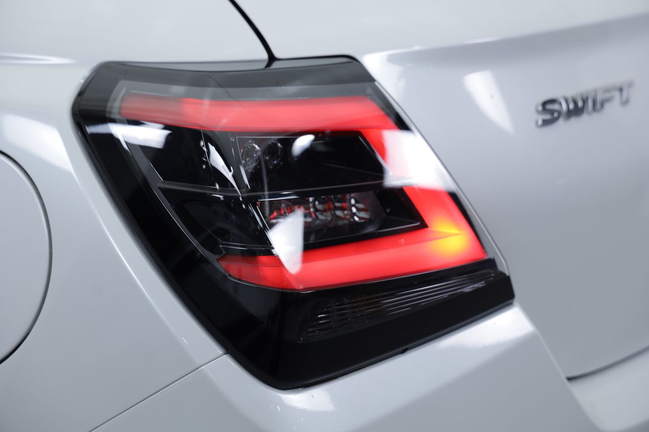 Foto Suzuki Swift 28