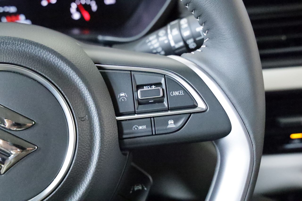 Foto Suzuki Swift 12
