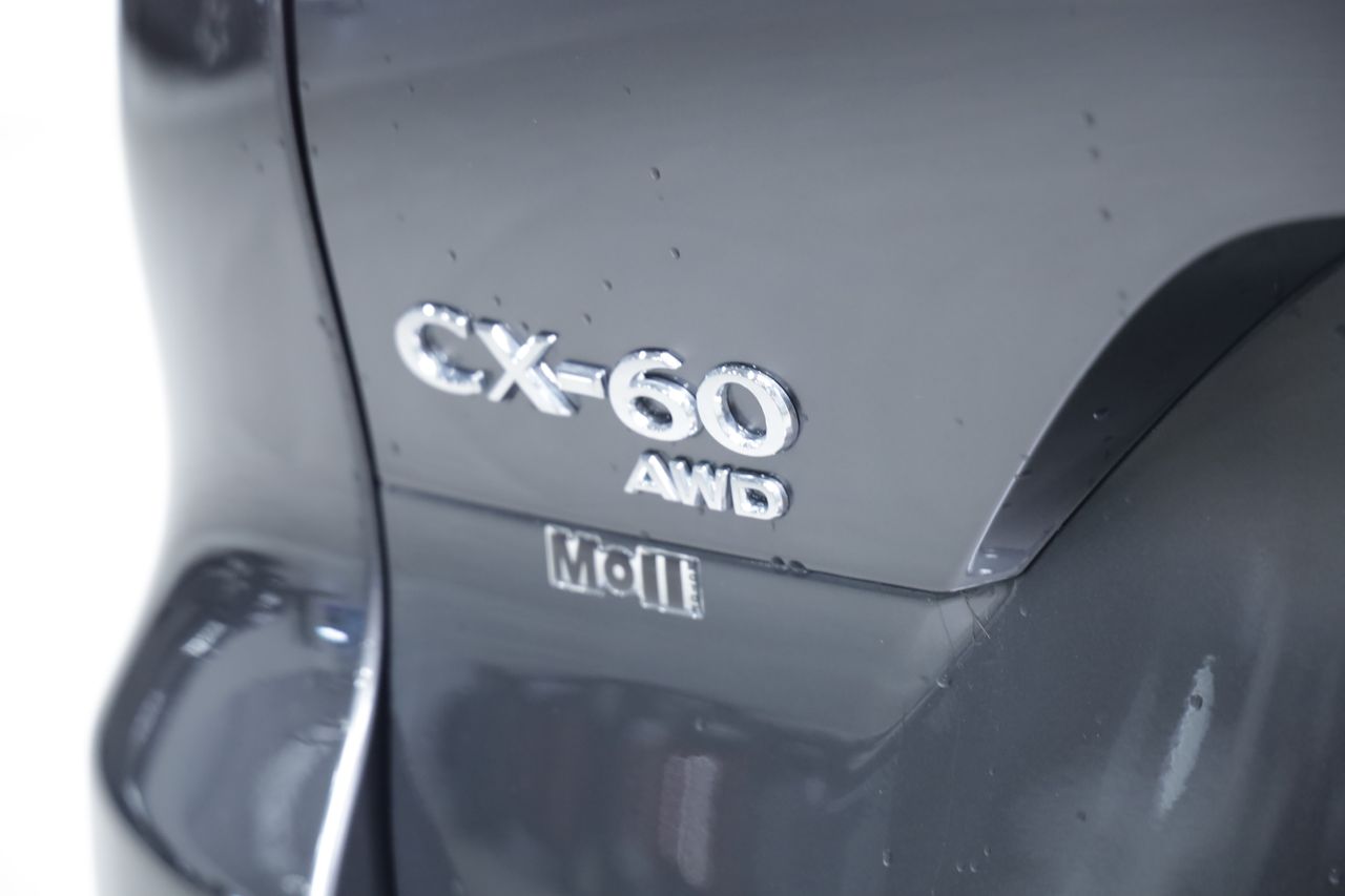Foto Mazda CX-60 39