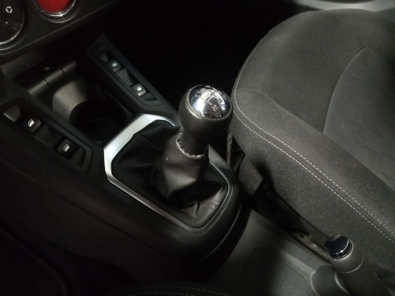 Foto Citroën C-Elysèe 12