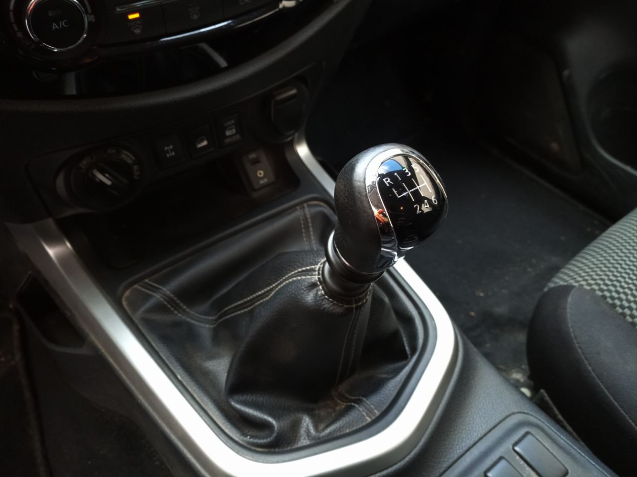 Foto Nissan Navara 11