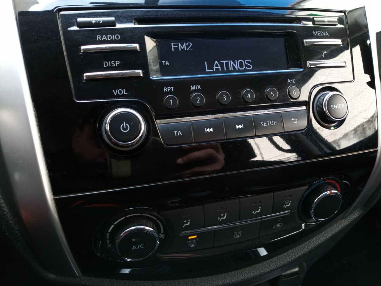 Foto Nissan Navara 14