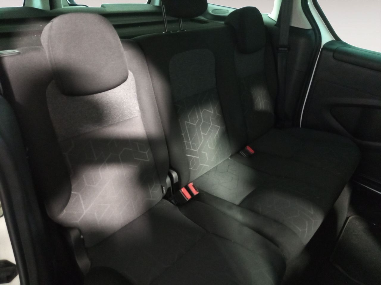 Foto Peugeot Partner 9