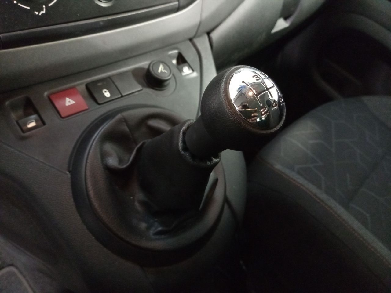 Foto Peugeot Partner 12
