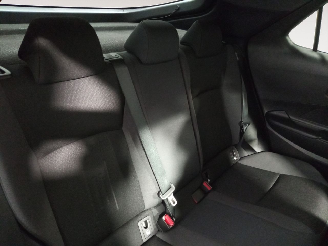 Foto Toyota C-HR 9