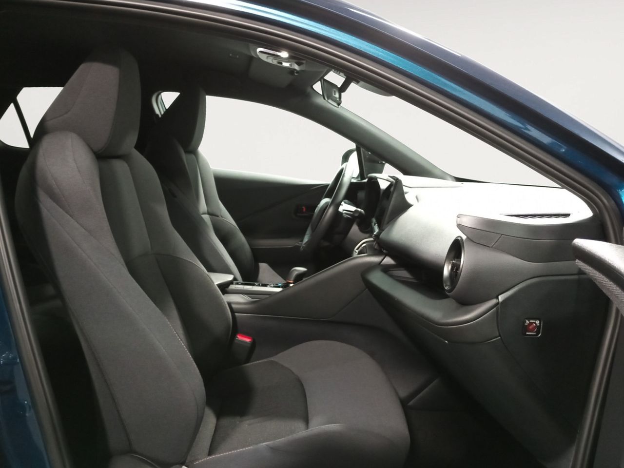 Foto Toyota C-HR 10