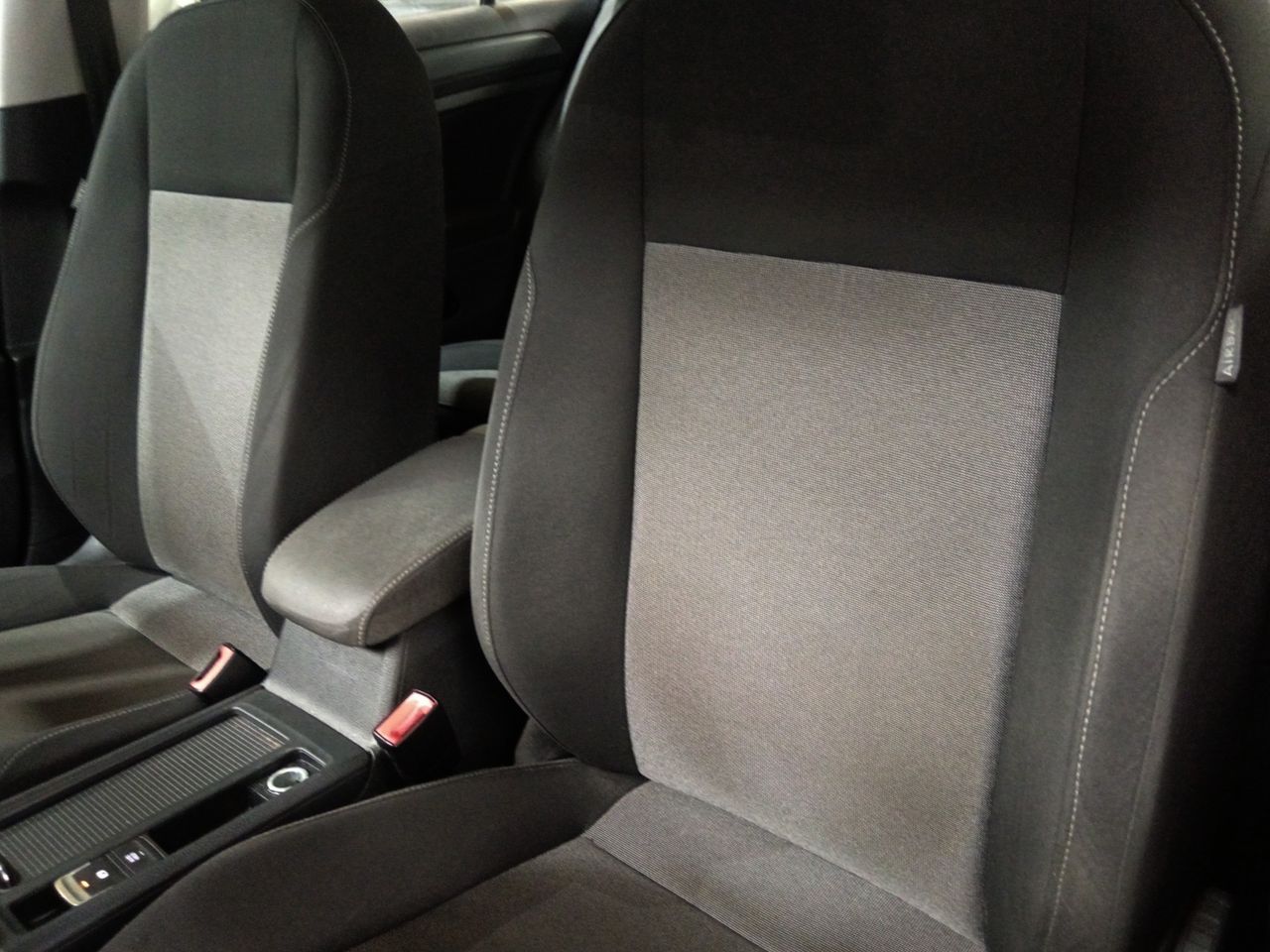 Foto Volkswagen Golf 19