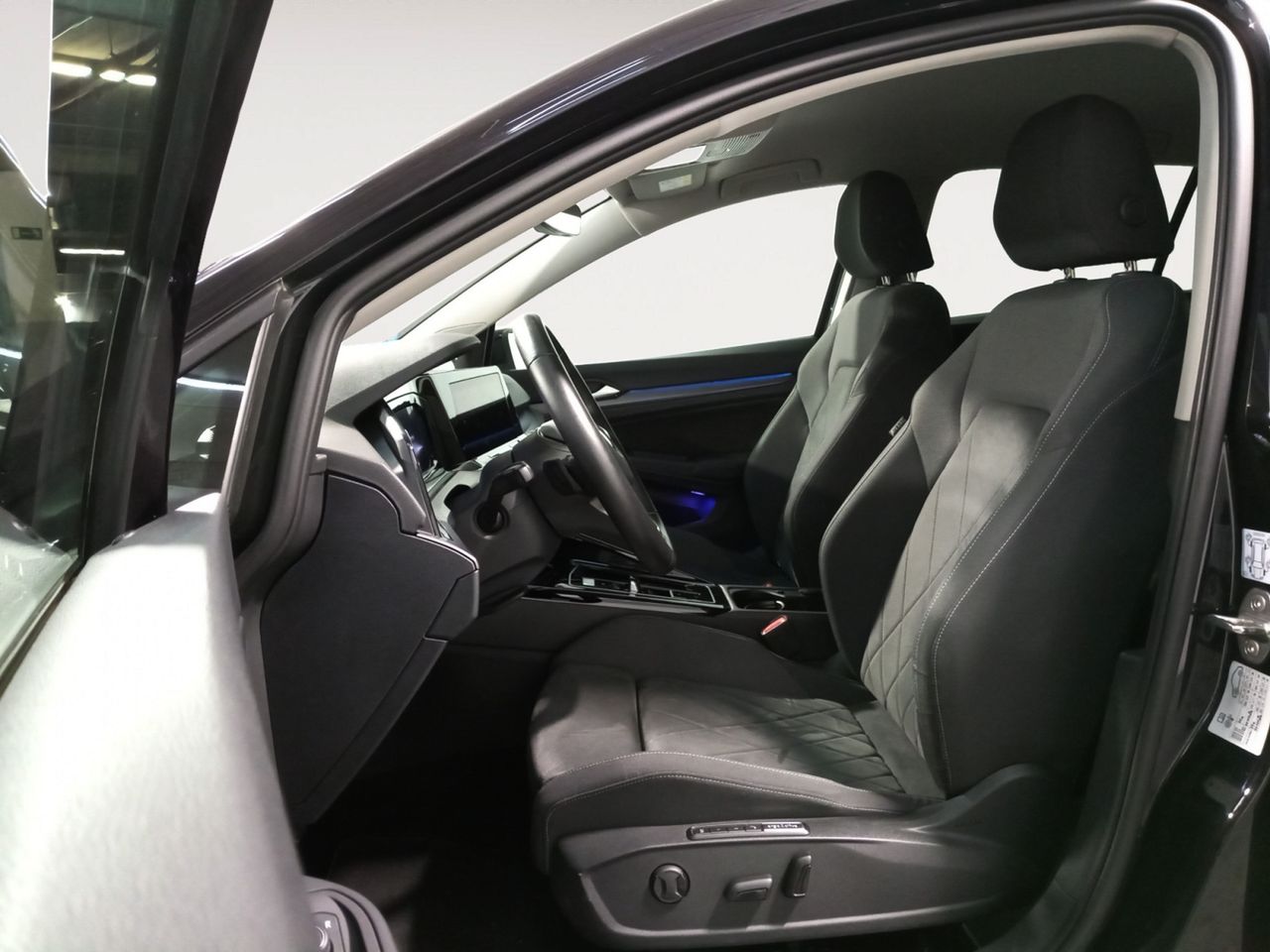 Foto Volkswagen Golf 8