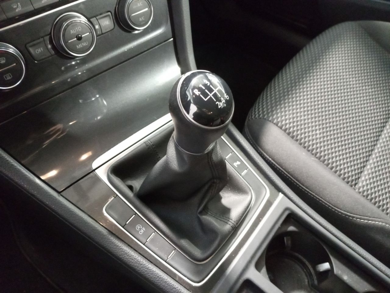 Foto Volkswagen Golf 12