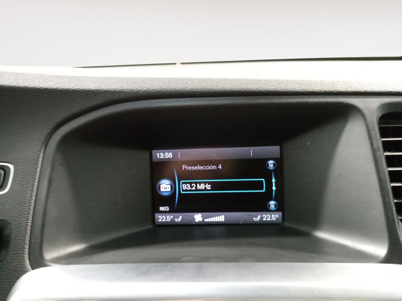 Foto Volvo V60 15