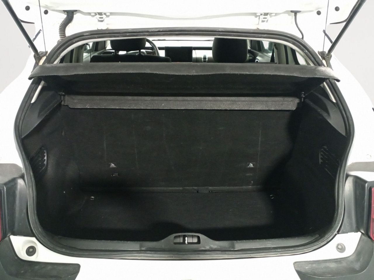 Foto Citroën C4 Cactus 11