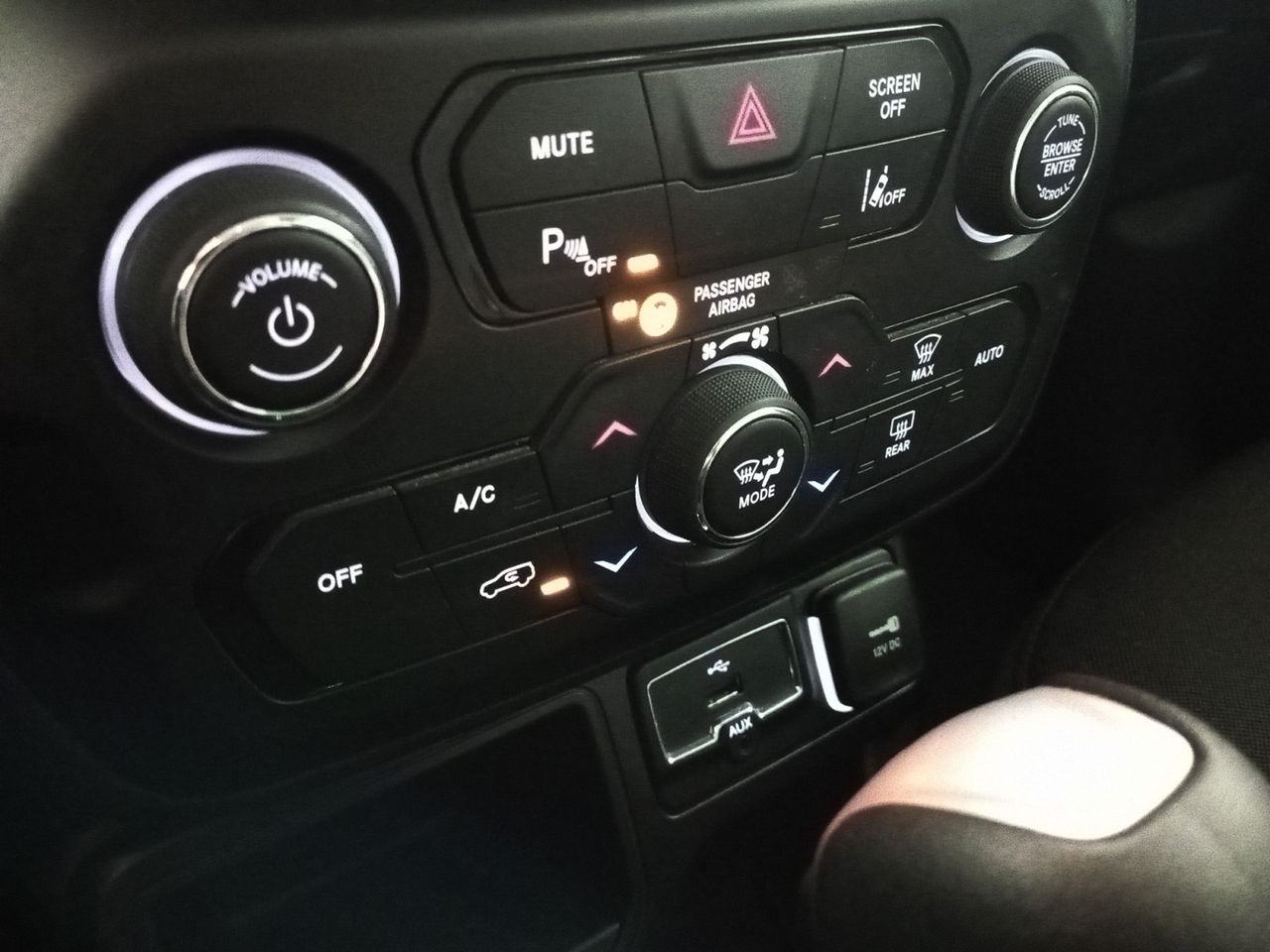 Foto Jeep Renegade 16