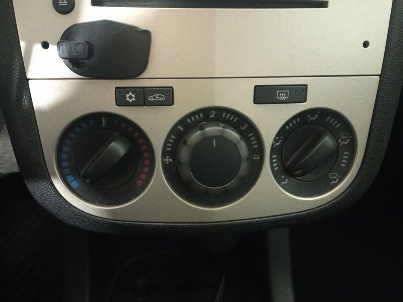 Foto Opel Corsa 16