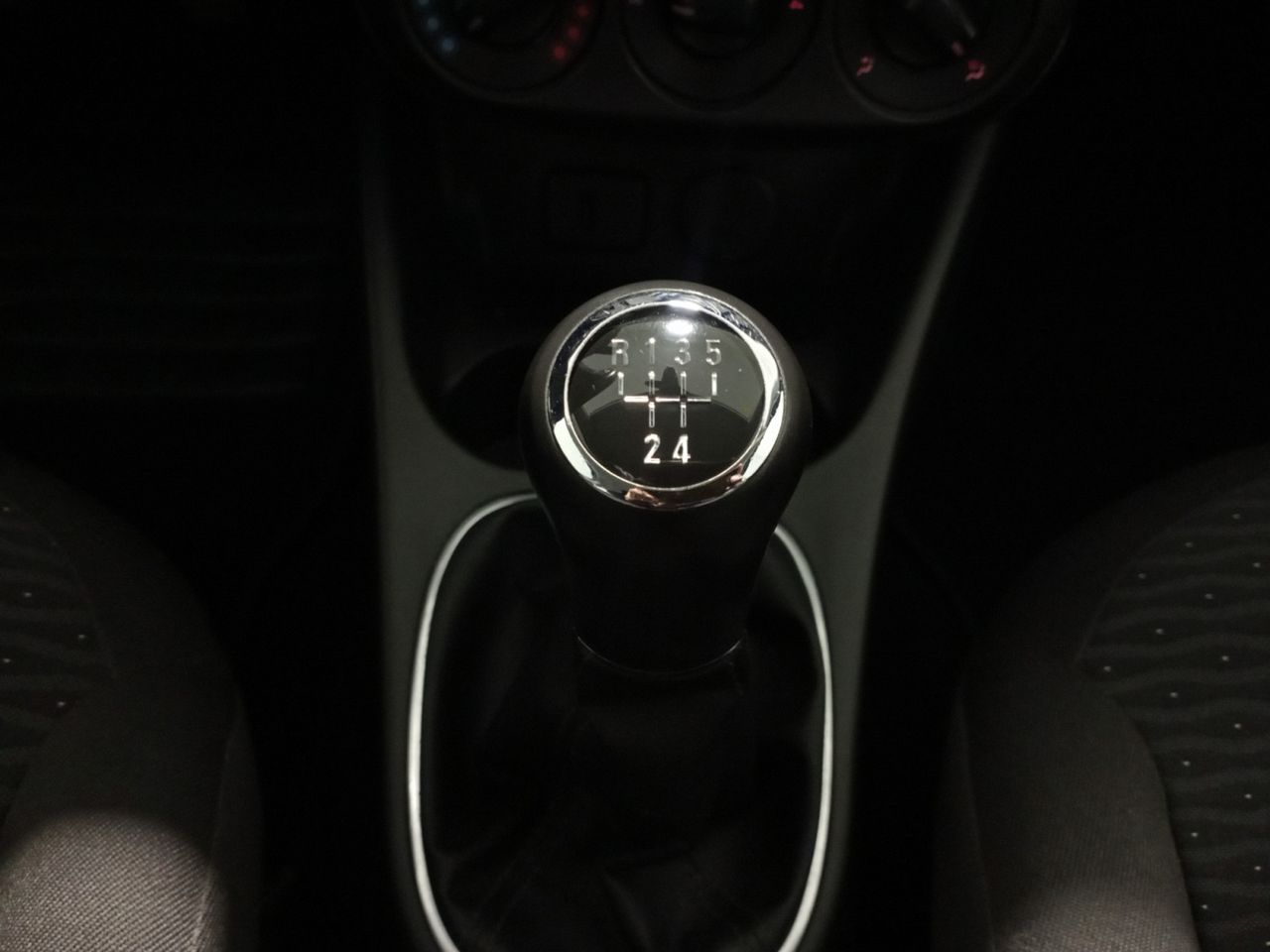 Foto Opel Corsa 12