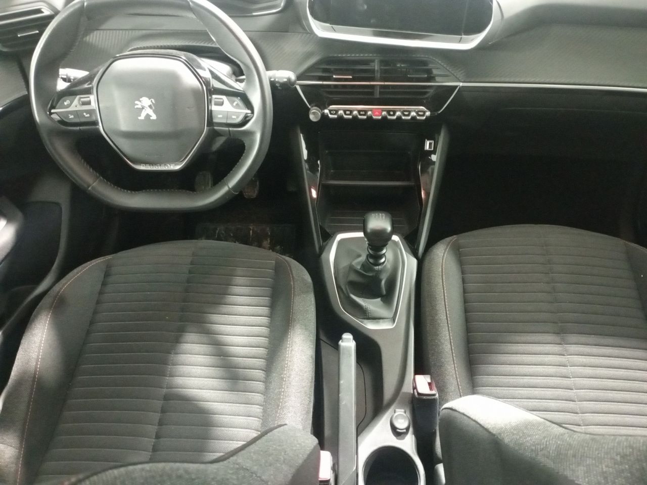 Foto Peugeot 208 6