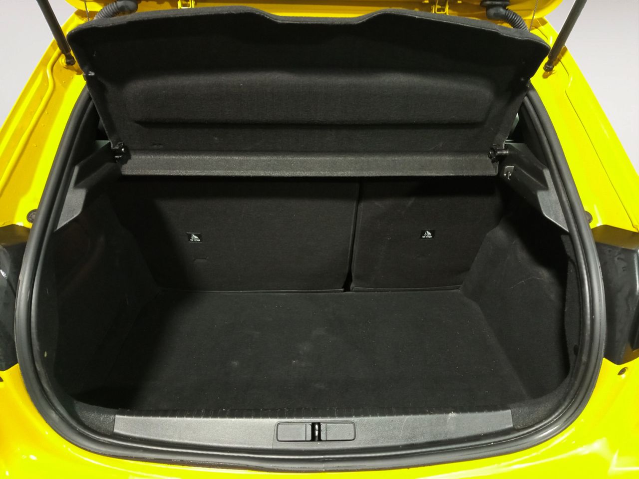 Foto Peugeot 208 11