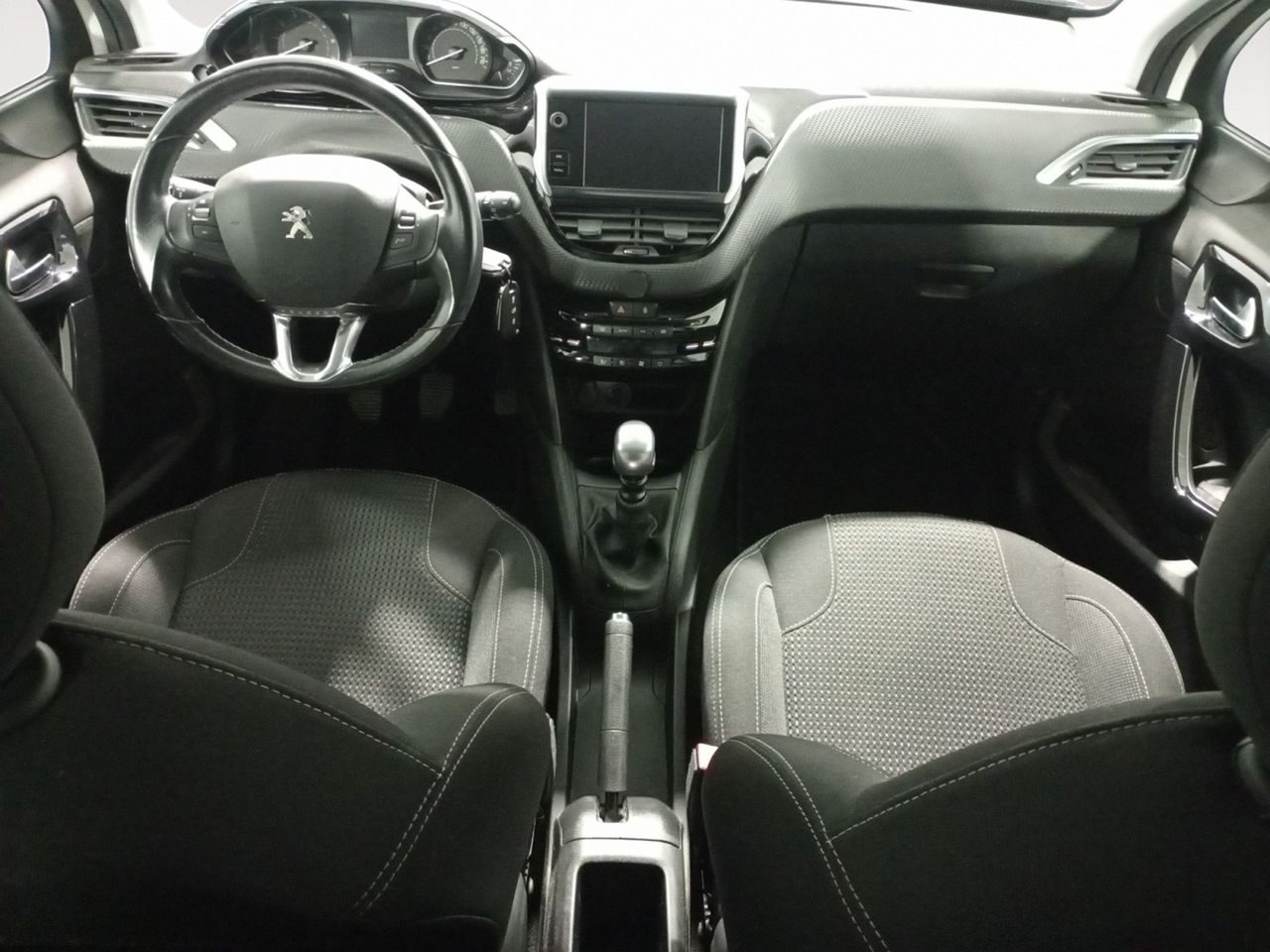 Foto Peugeot 208 6