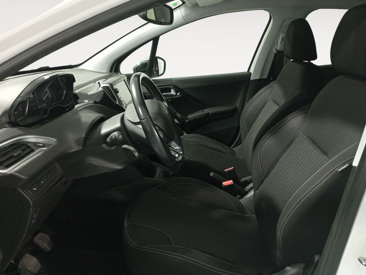 Foto Peugeot 208 10