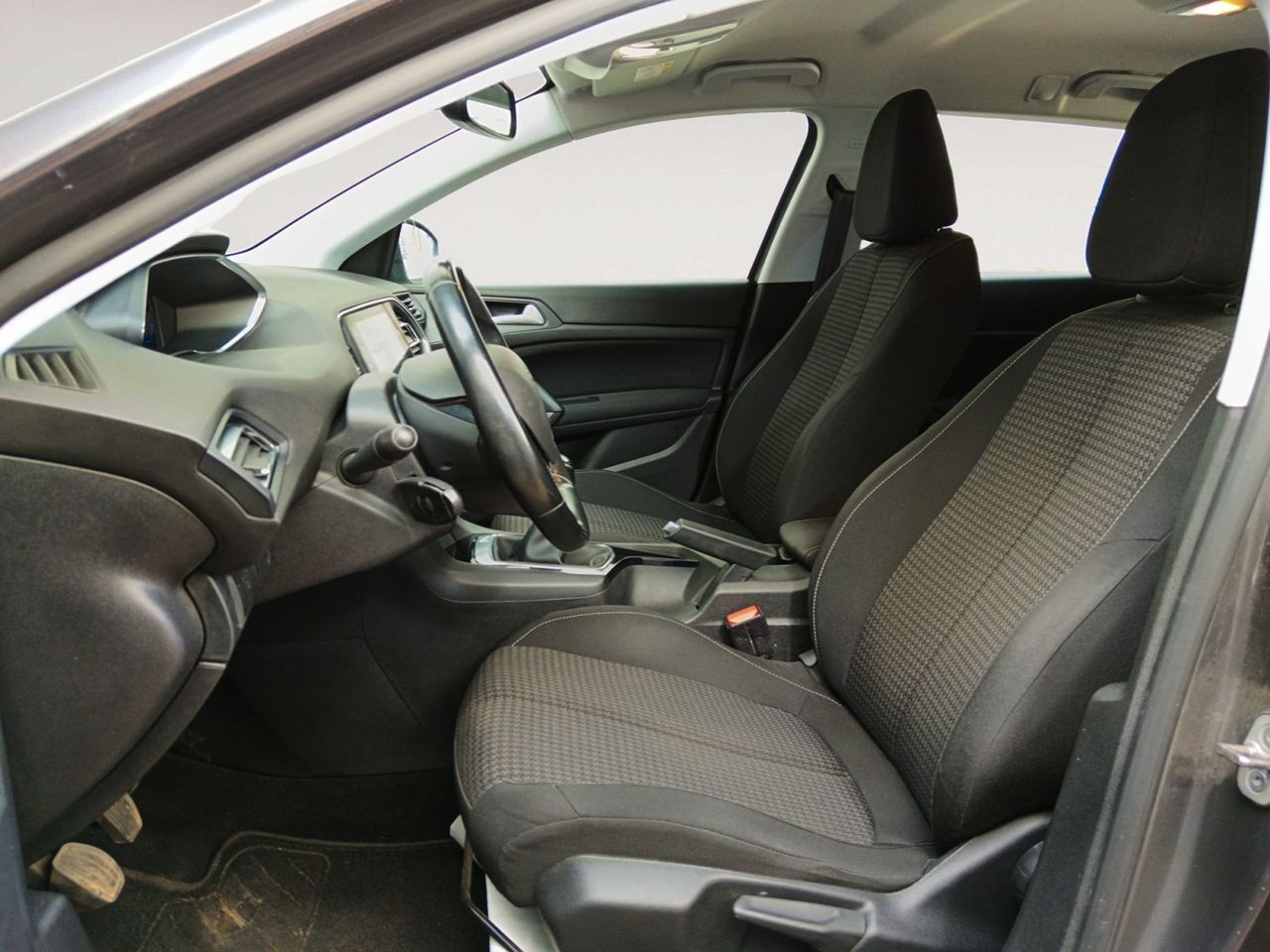 Foto Peugeot 308 8
