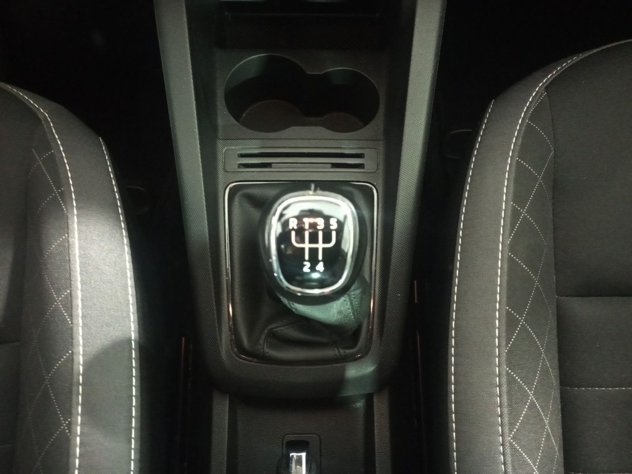 Foto Skoda Fabia 12