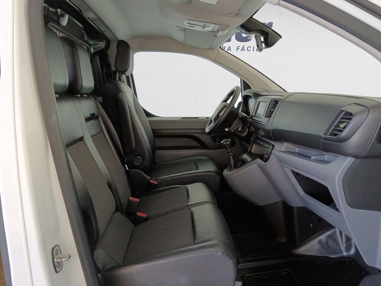 Foto Toyota Proace 9