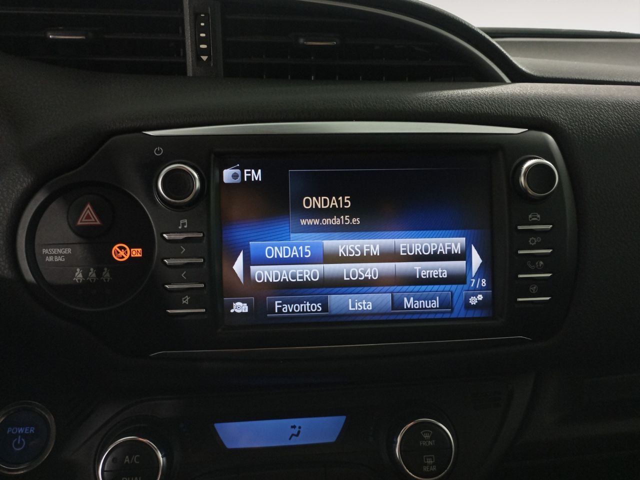 Foto Toyota Yaris 14