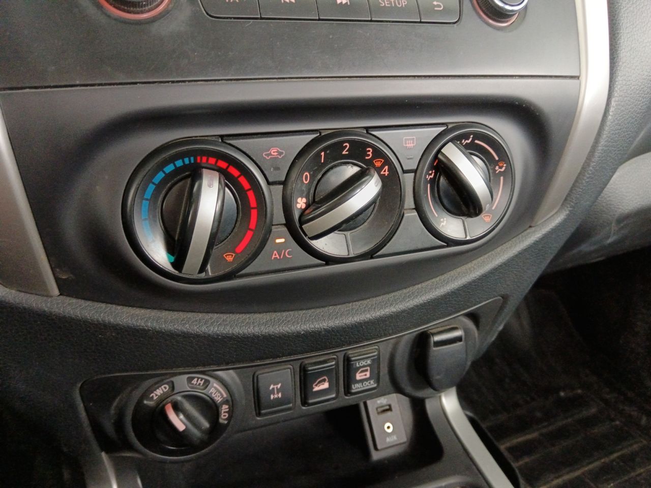 Foto Nissan Navara 15
