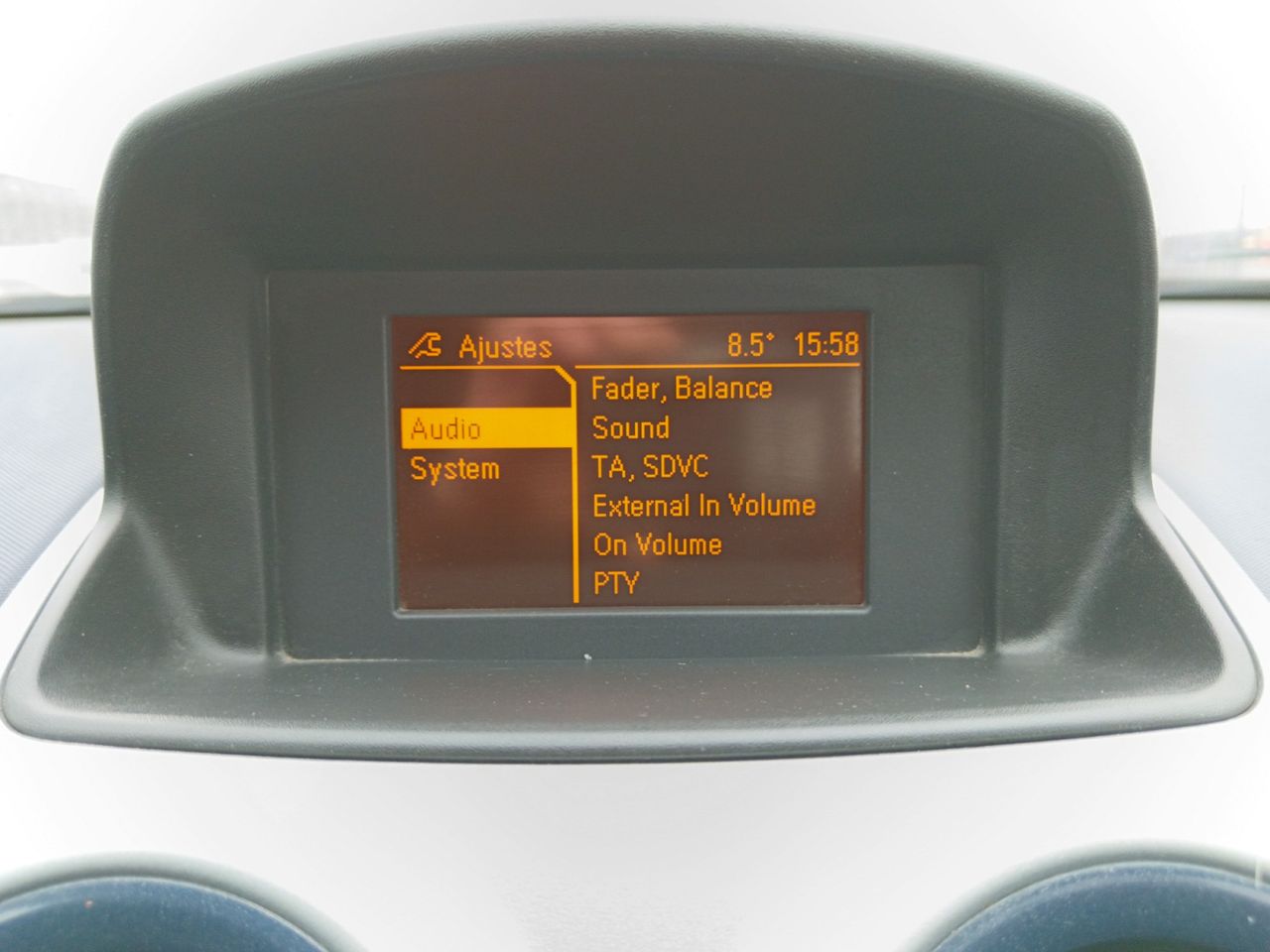 Foto Opel Corsa 14