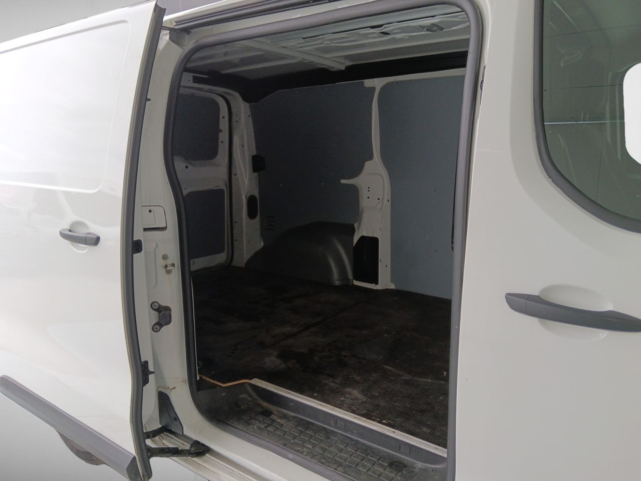 Foto Opel Vivaro 10