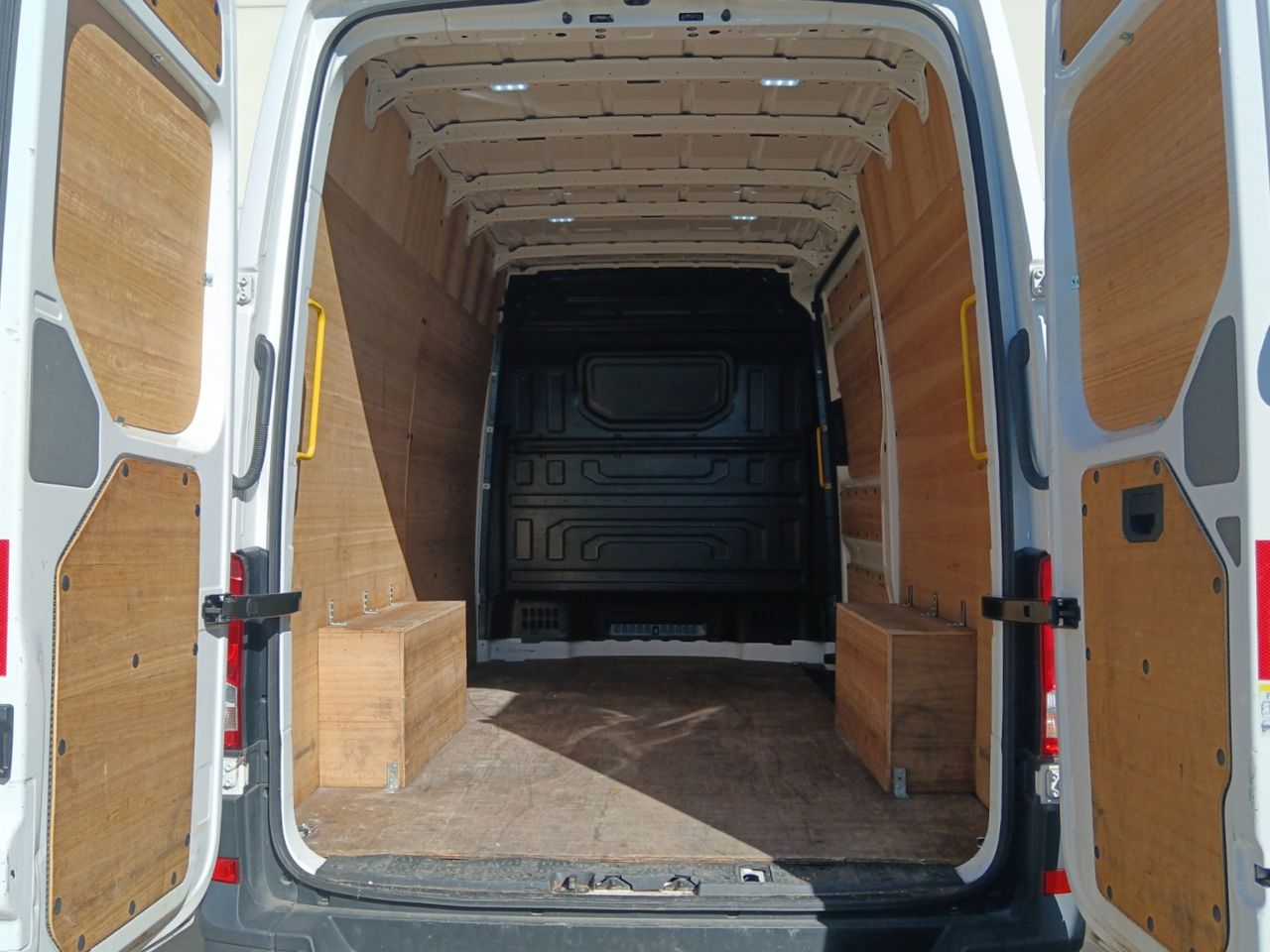 Foto Volkswagen Crafter 10