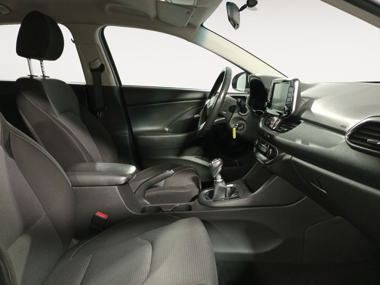 Foto Hyundai i30 10