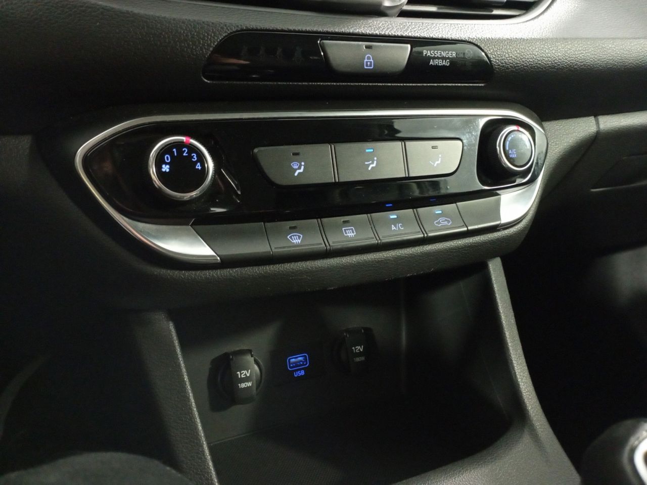 Foto Hyundai i30 19