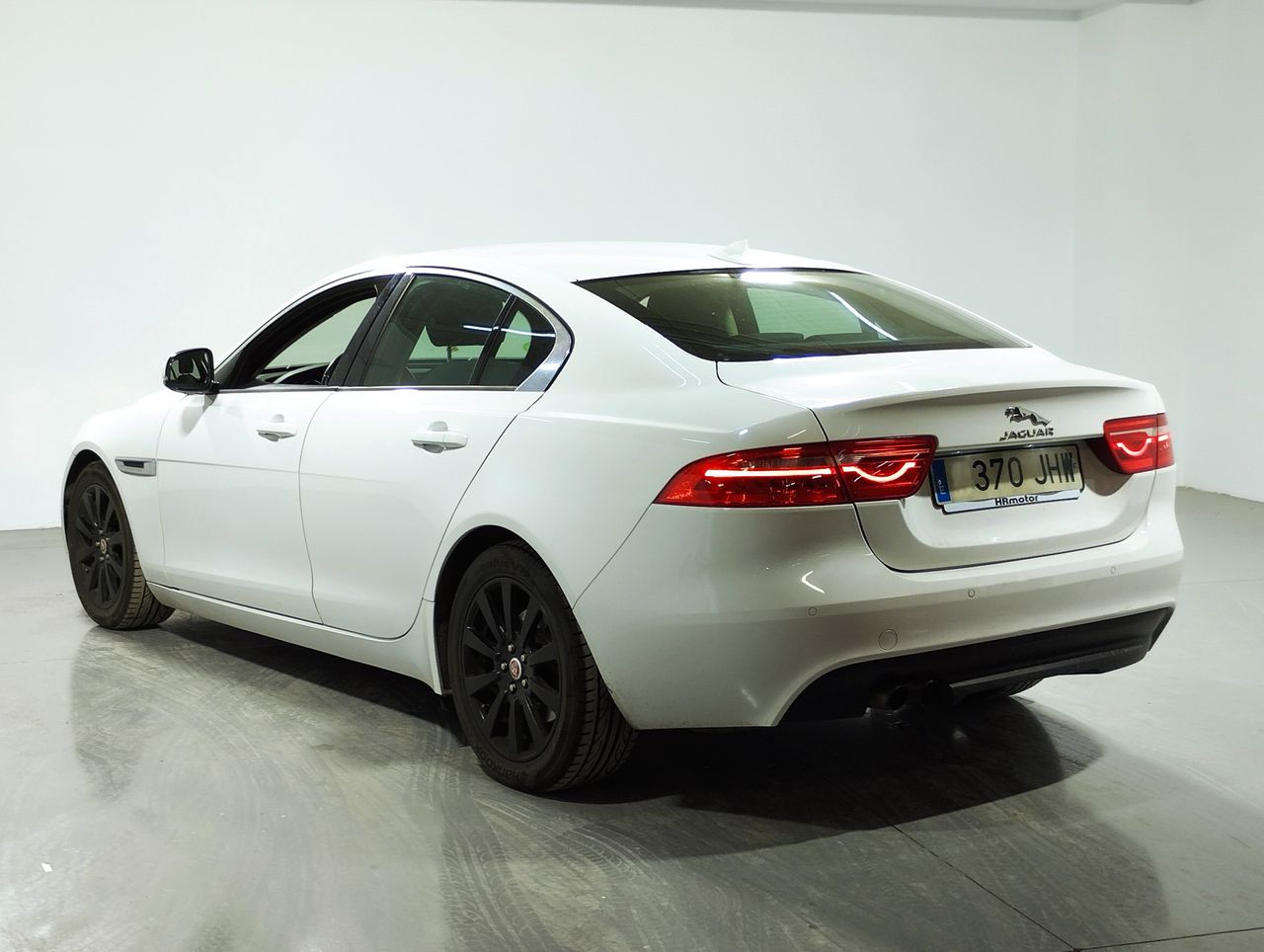 Foto Jaguar XE 4