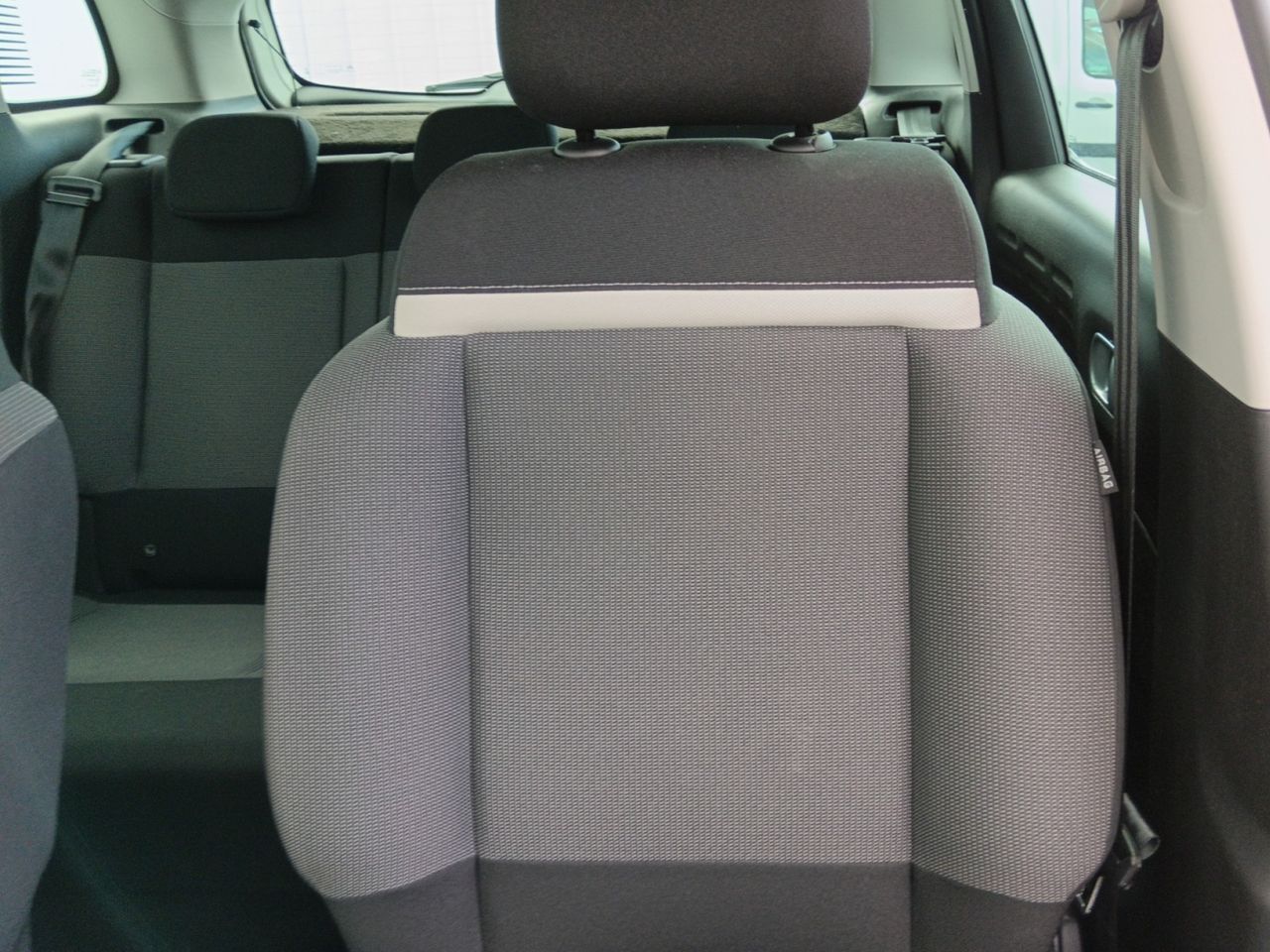 Foto Citroën C3 Aircross 21