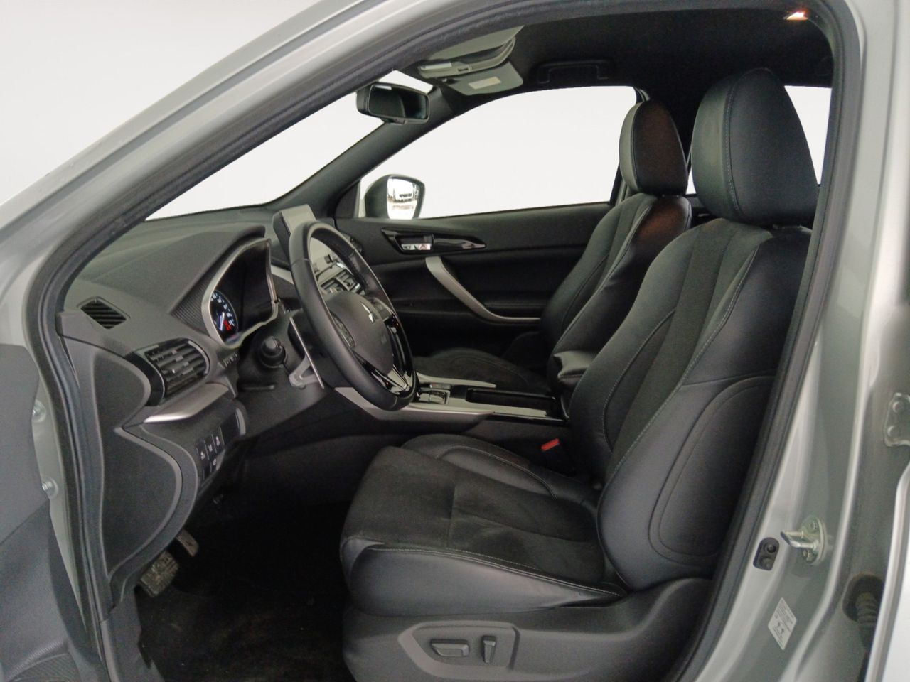 Foto Mitsubishi Eclipse Cross 8