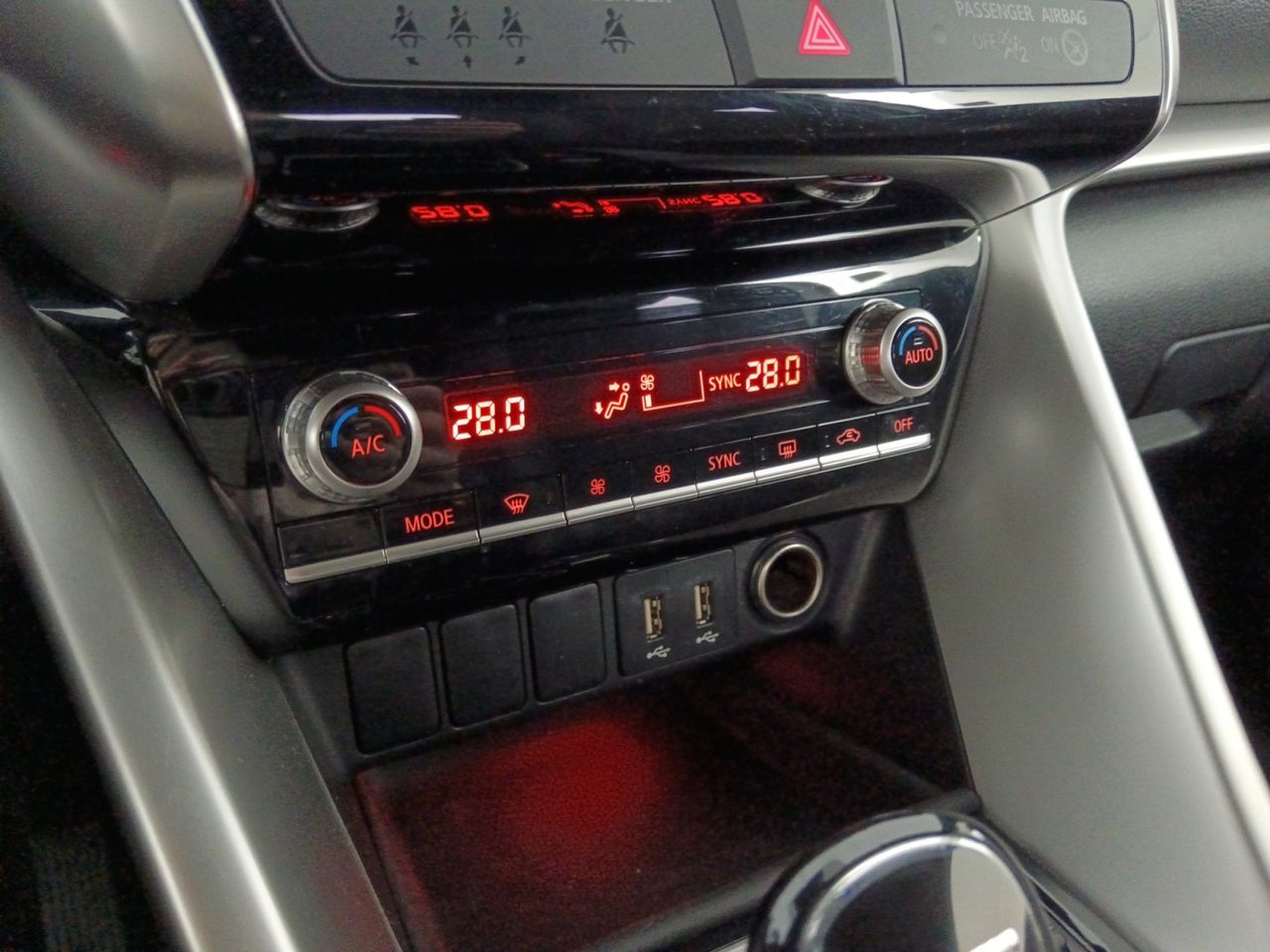 Foto Mitsubishi Eclipse Cross 19