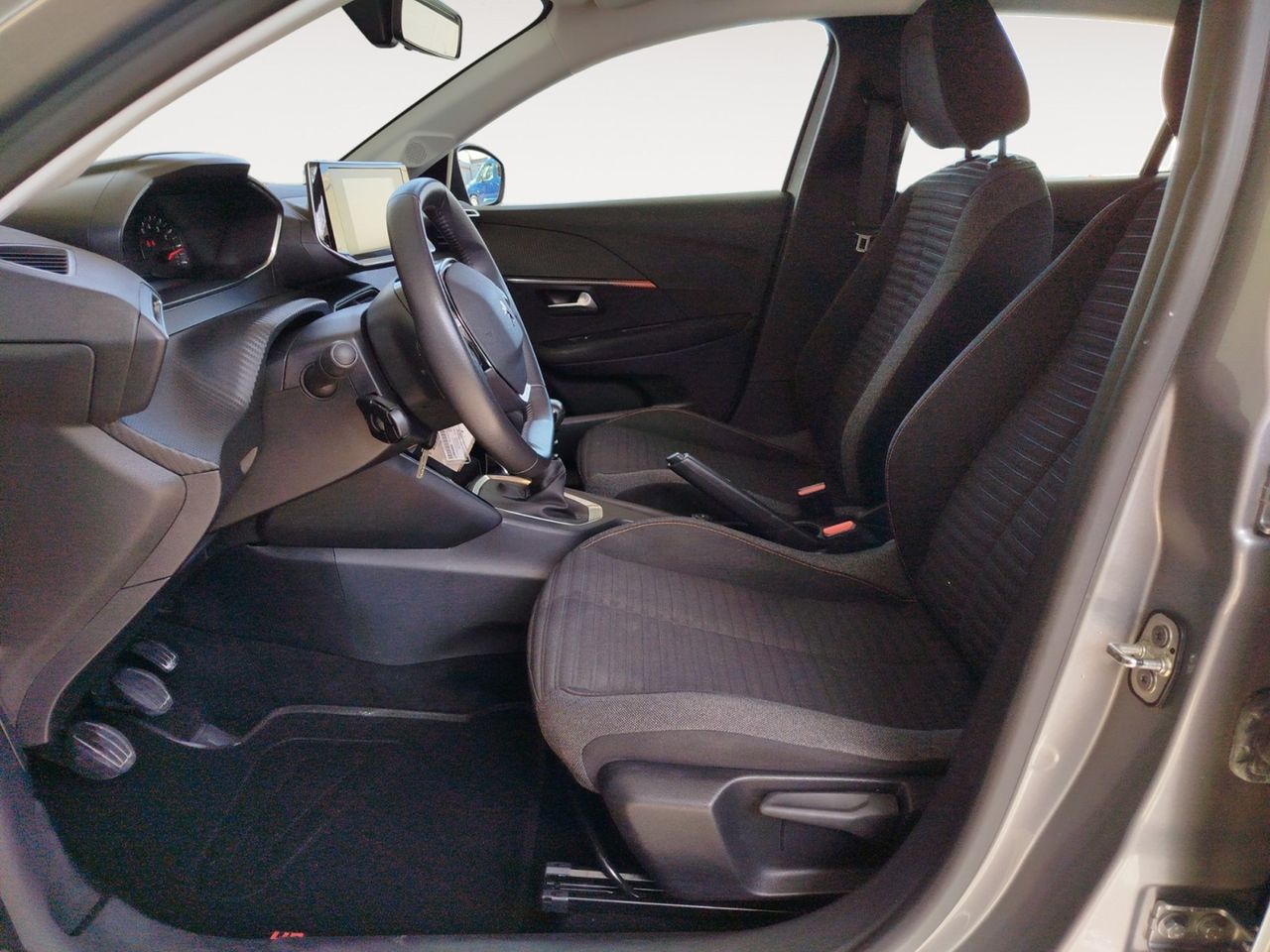 Foto Peugeot 208 8