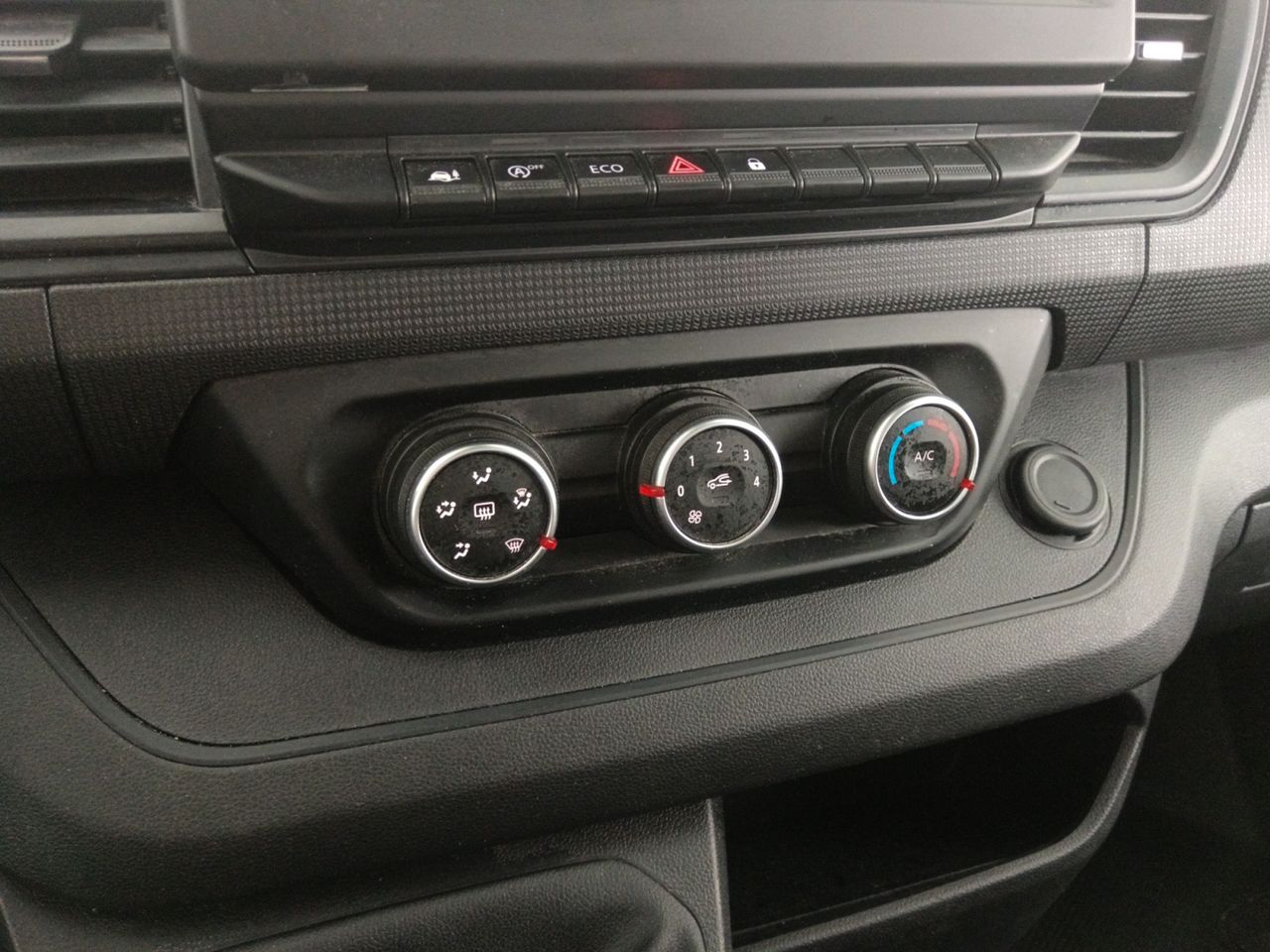 Foto Renault Trafic 17