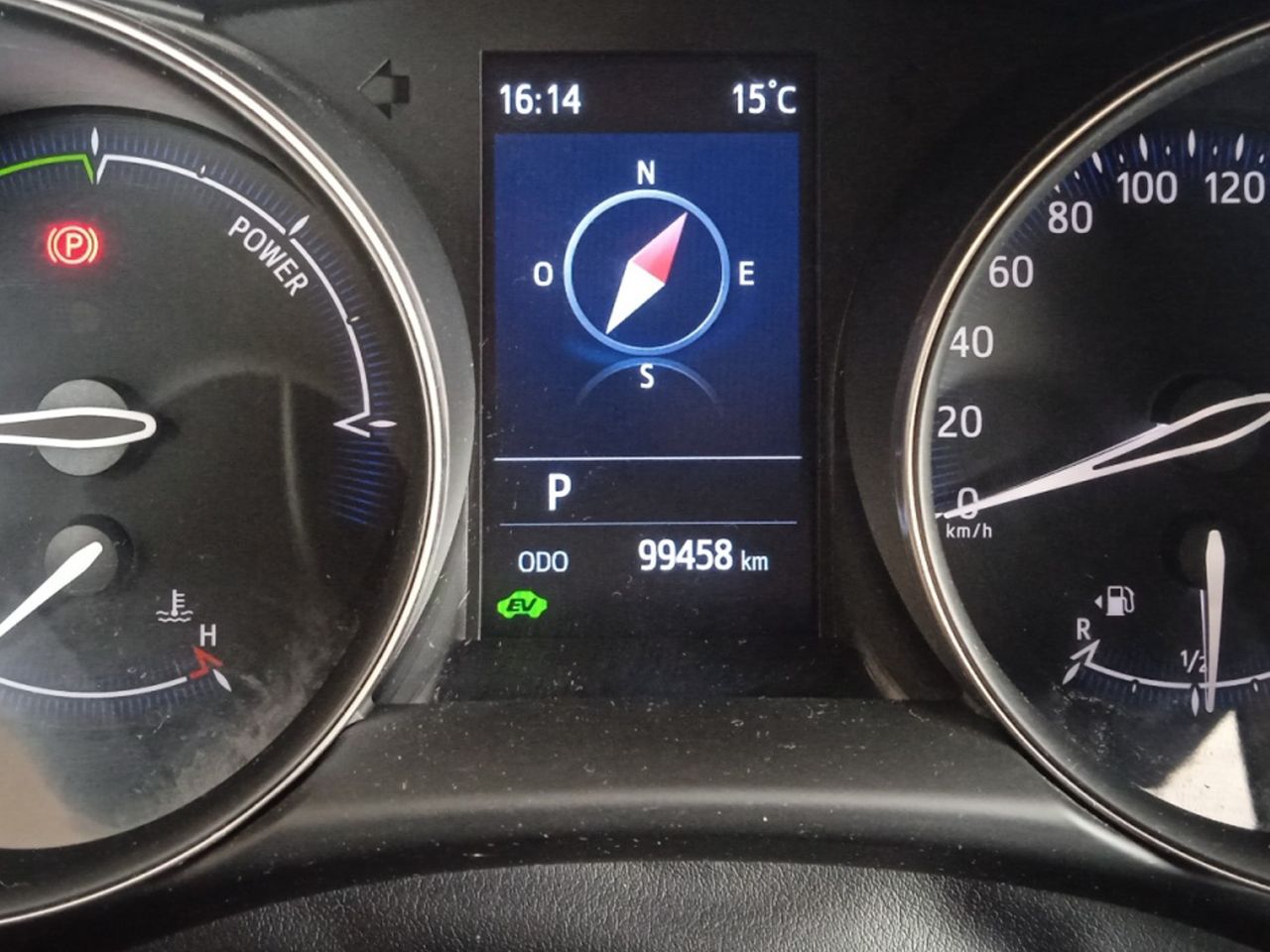 Foto Toyota C-HR 13