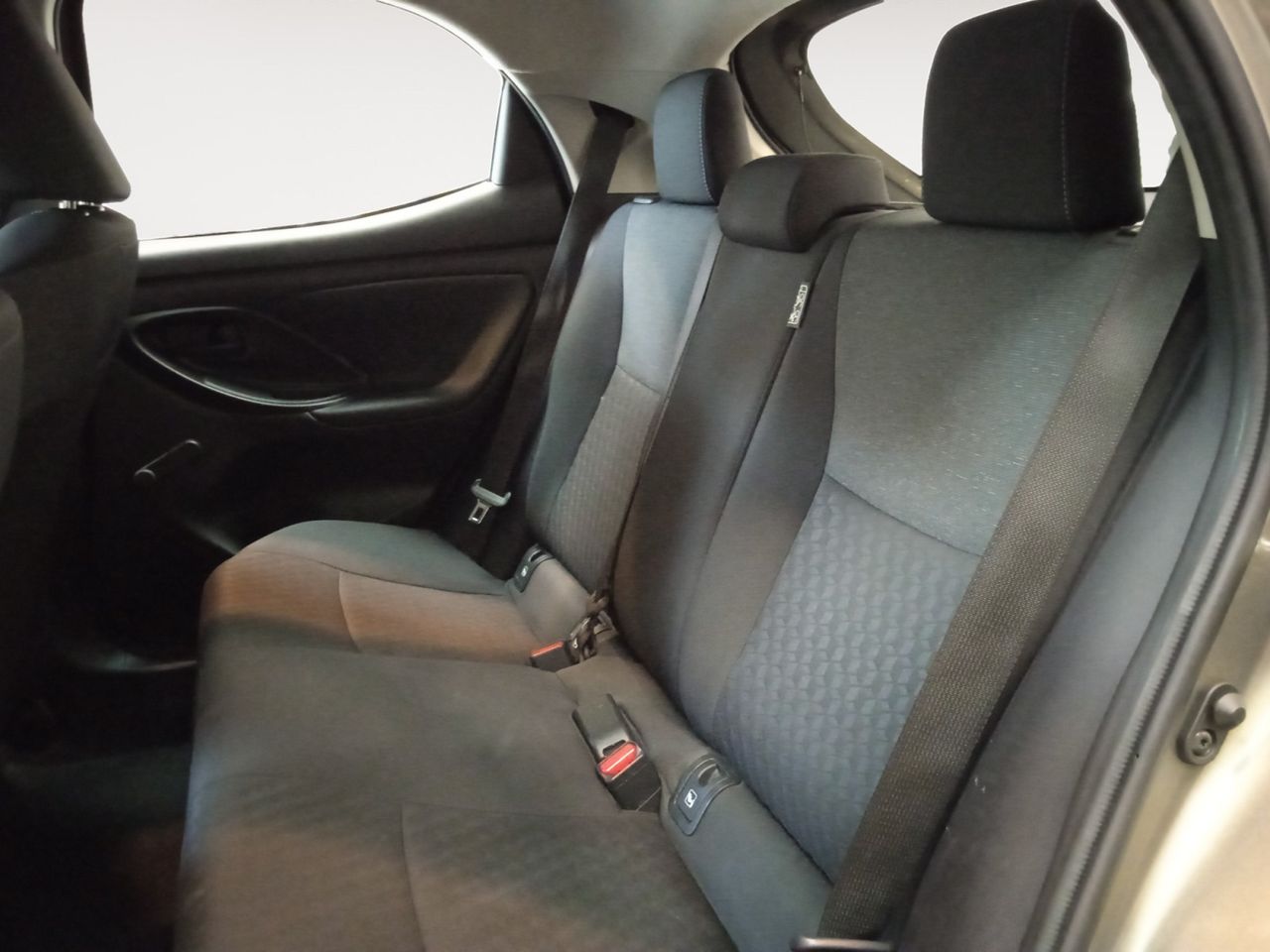 Foto Toyota Yaris 8