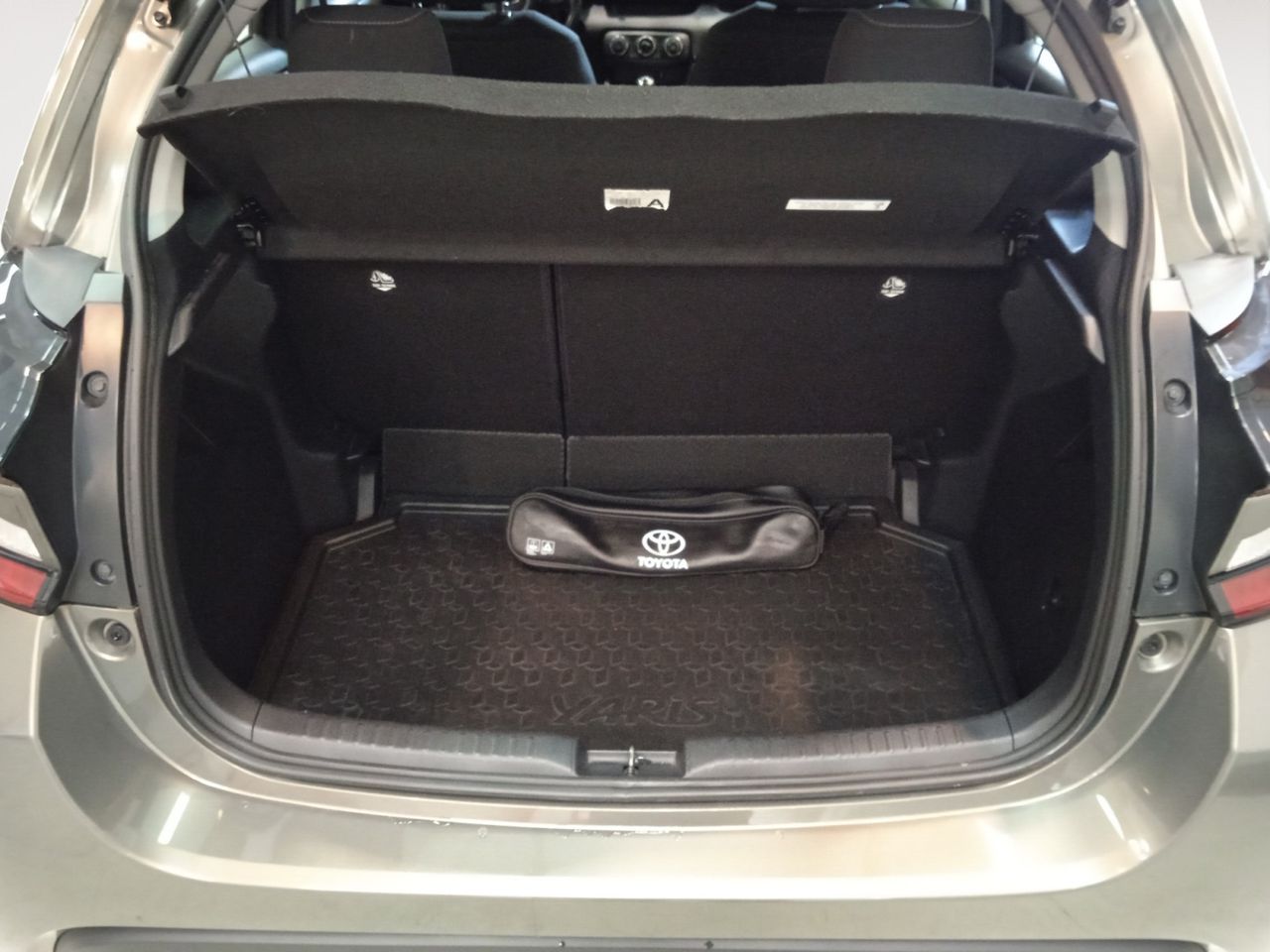 Foto Toyota Yaris 10