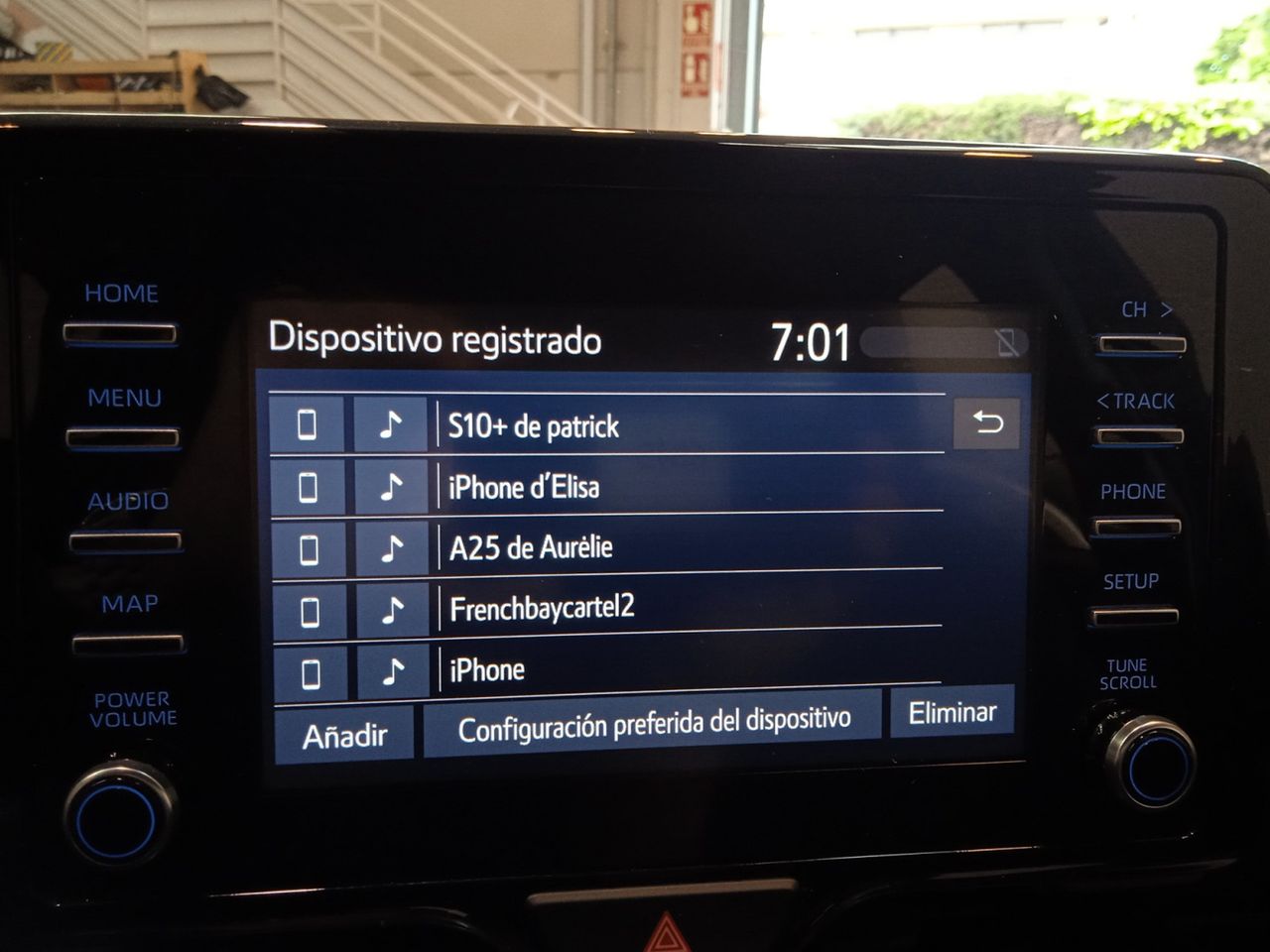 Foto Toyota Yaris 15