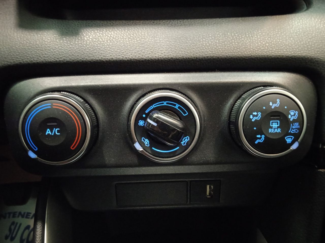 Foto Toyota Yaris 17