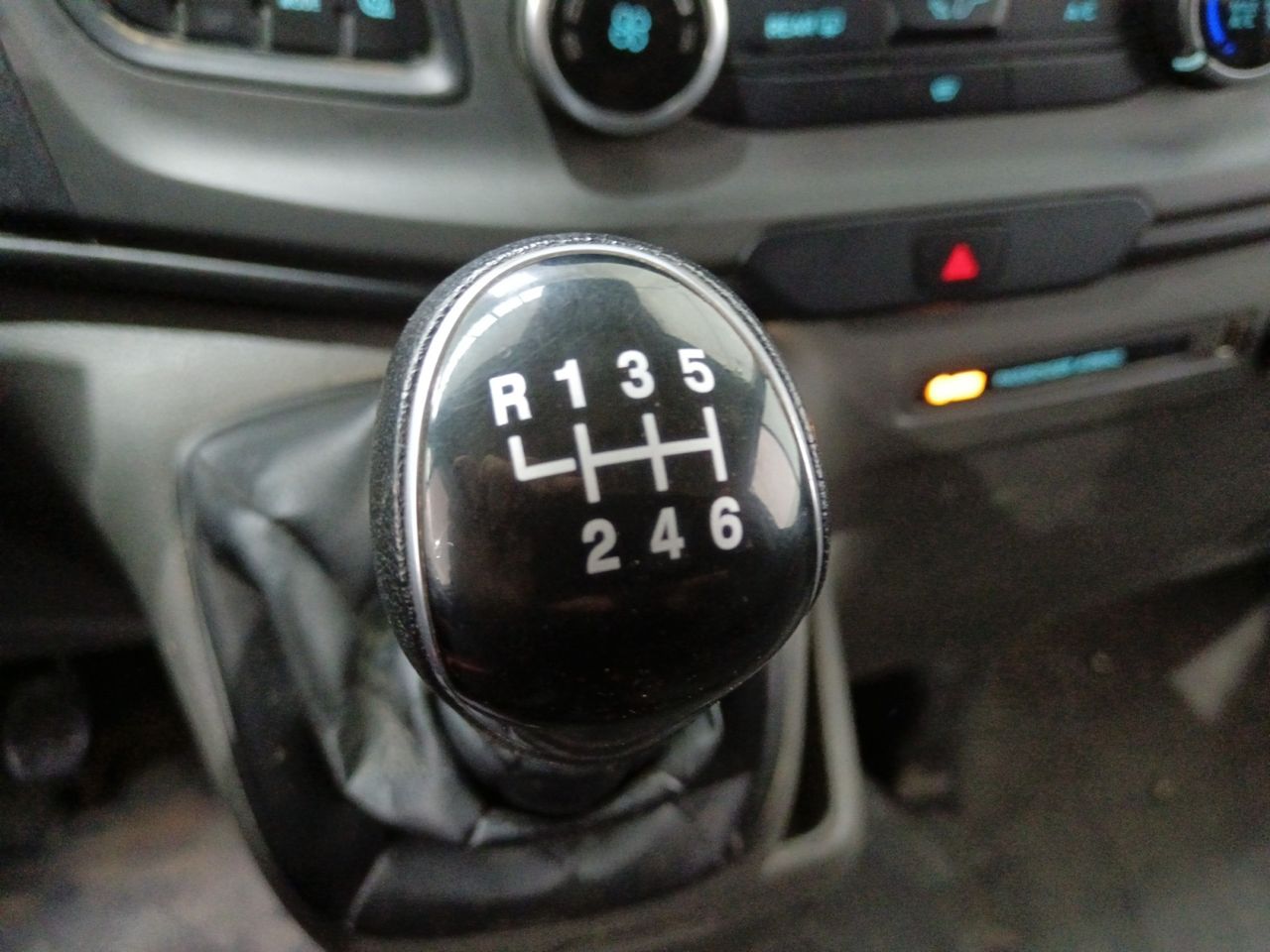 Foto Ford Transit 12