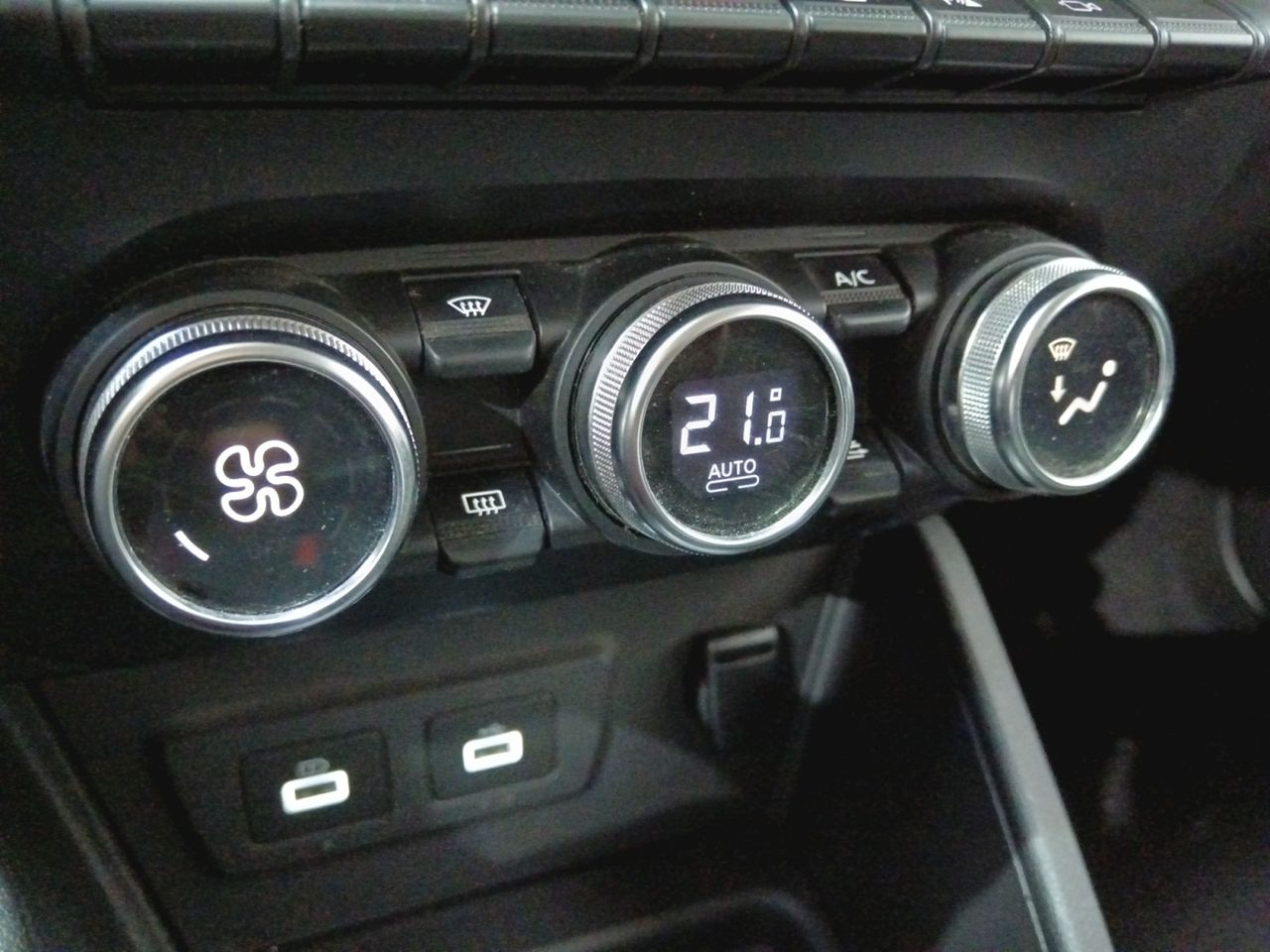 Foto Dacia Duster 18